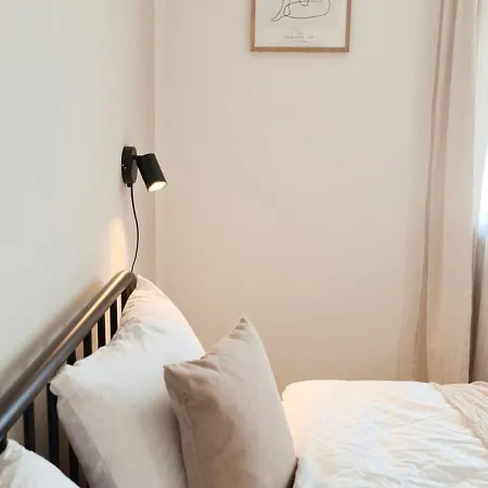 Βίλα Mit Garten & Garage