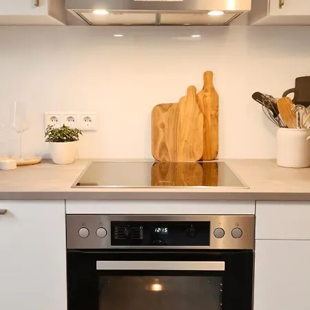 Βίλα Mit Garten & Garage *